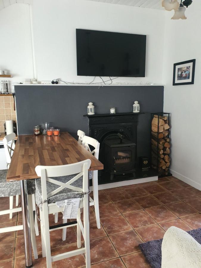 The Speak Easy Cottage Multyfarnham -Two Bedroom Exterior foto